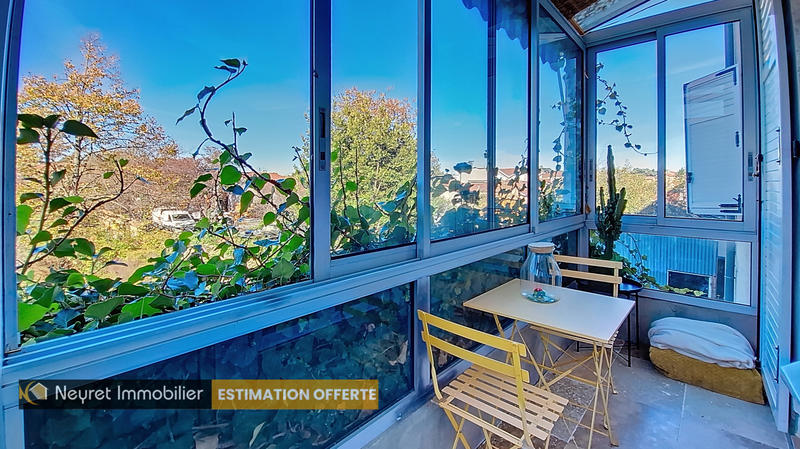 Appartement - 92 m² - 4 pièces