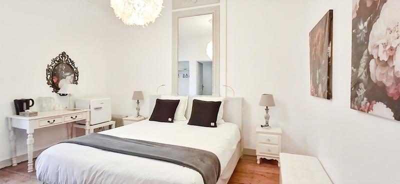 Maison - 335 m² - 8 pièces