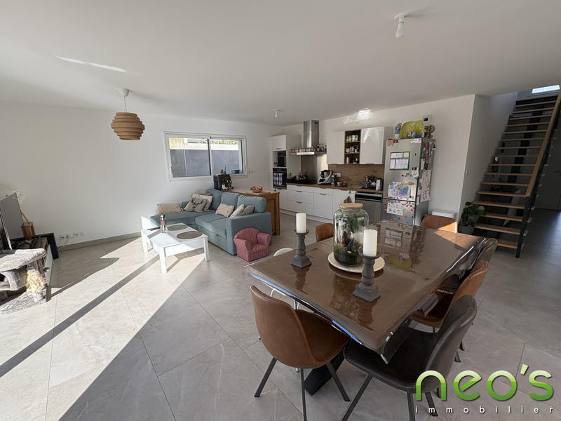 Maison contemporaine - 111 m² - 4 pièces