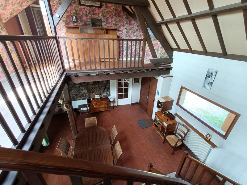 Maison - 220 m² - 7 pièces