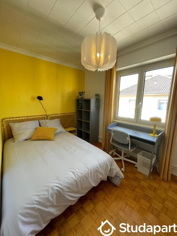 Chambre - 12 m² - 1 pièce