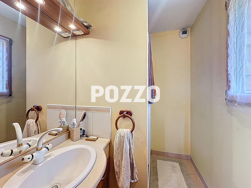 Maison - 172 m² - 7 pièces