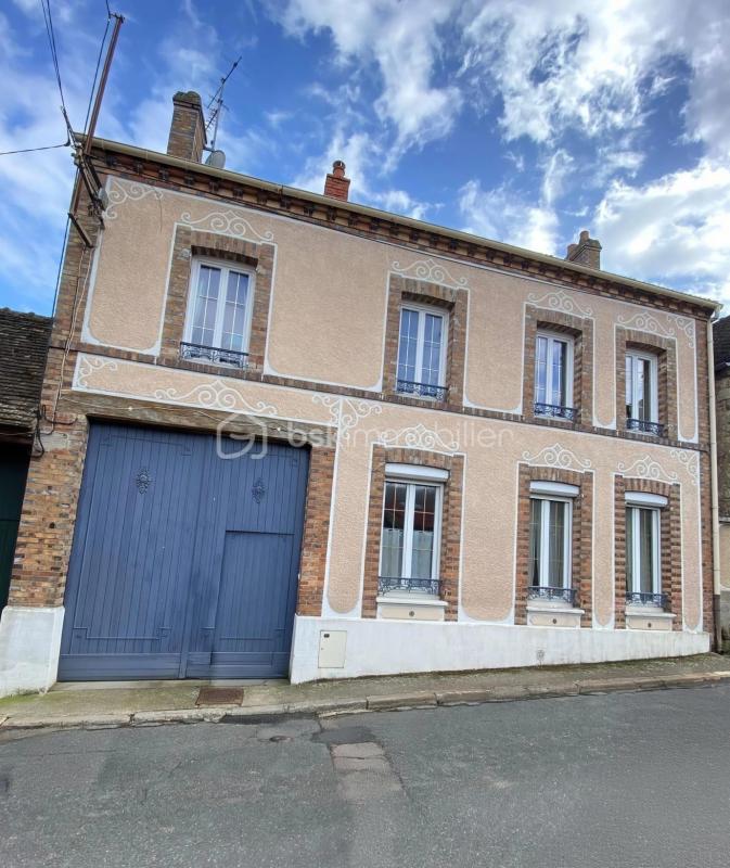 Maison - 111 m² - 5 pièces