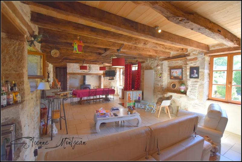 Maison de village - 157 m² - 6 pièces