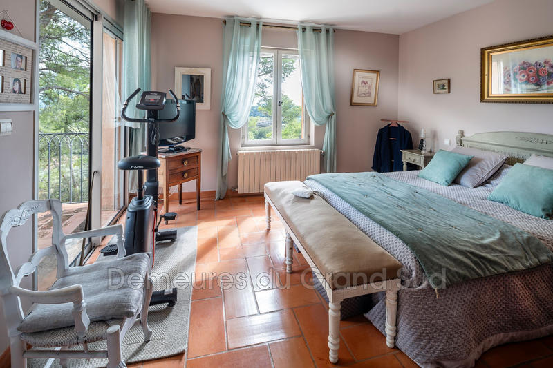 Maison contemporaine - 297 m²