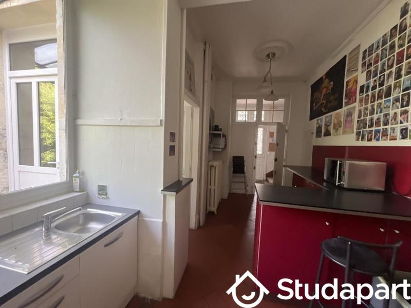 Chambre - 13 m² - 1 pièce