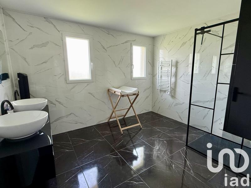 Maison - 96 m² - 4 pièces