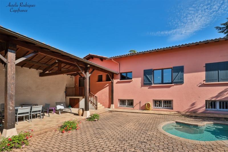 Maison - 176 m² - 6 pièces