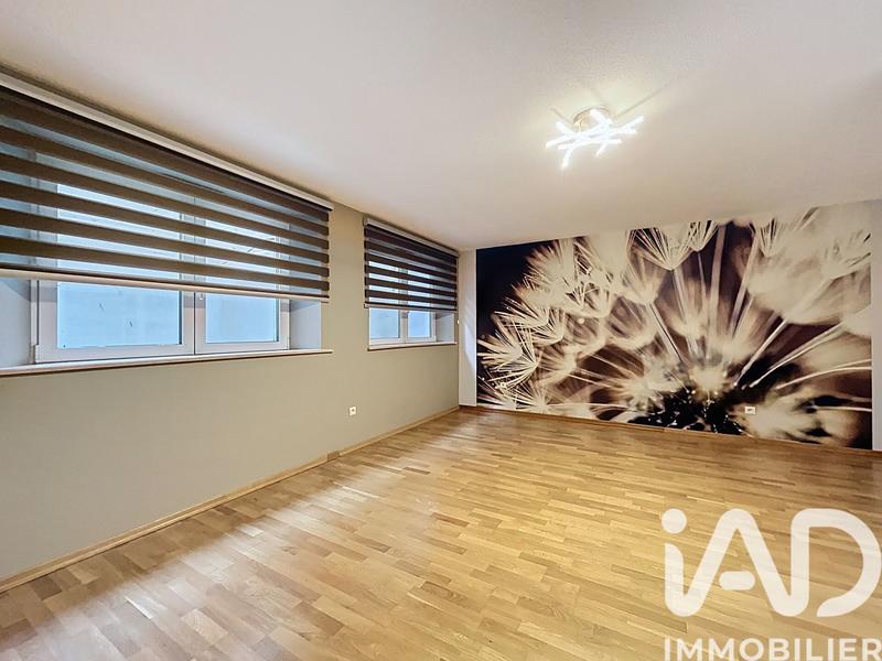 Maison - 233 m² - 6 pièces
