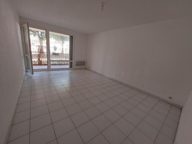 Appartement - 64 m² - 2 pièces