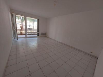 Appartement - 64 m² - 2 pièces