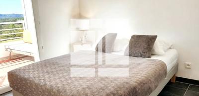 Appartement - 68 m² - 4 pièces