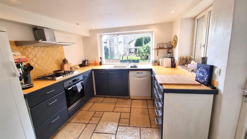 Maison de village - 220 m² - 10 pièces