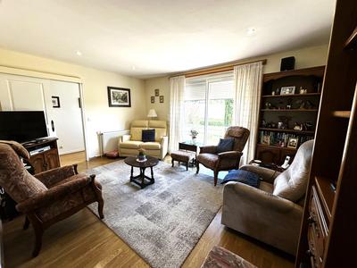 Maison traditionnelle - 100 m² - 5 pièces