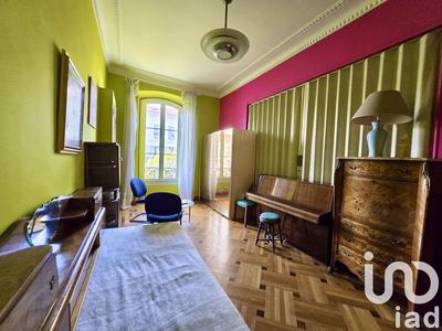 Appartement - 164 m² - 6 pièces