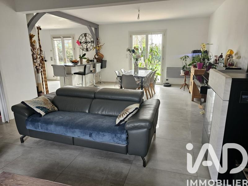 Maison - 136 m² - 6 pièces