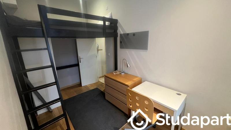 Chambre - 15 m² - 1 pièce