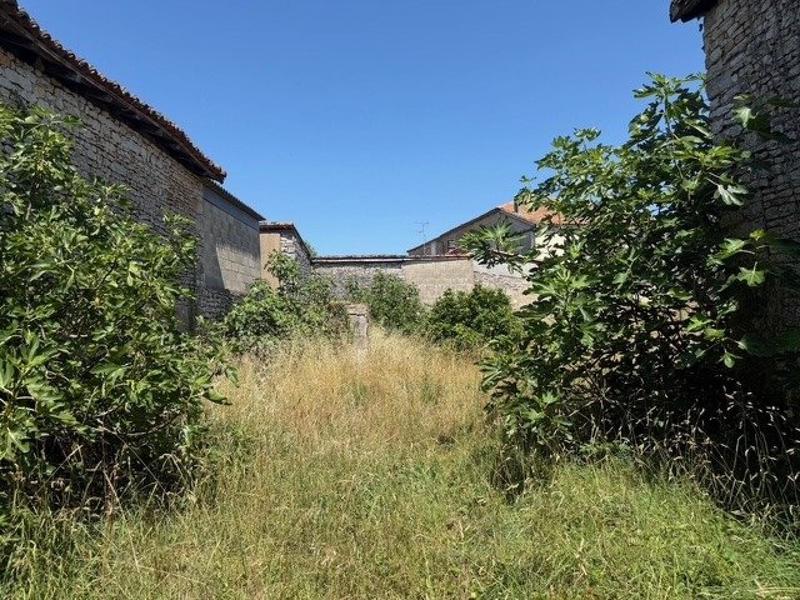 Maison - 127 m² - 1 pièce