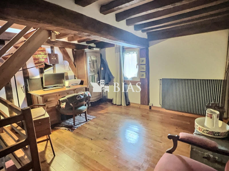 Maison ancienne - 151 m² - 4 pièces