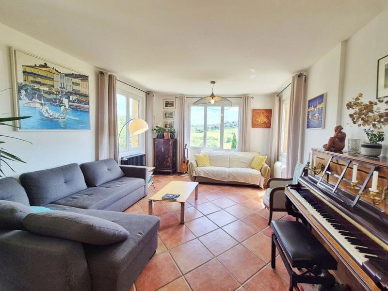 Maison - 405 m² - 15 pièces