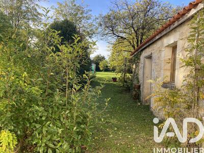 Maison - 230 m² - 6 pièces