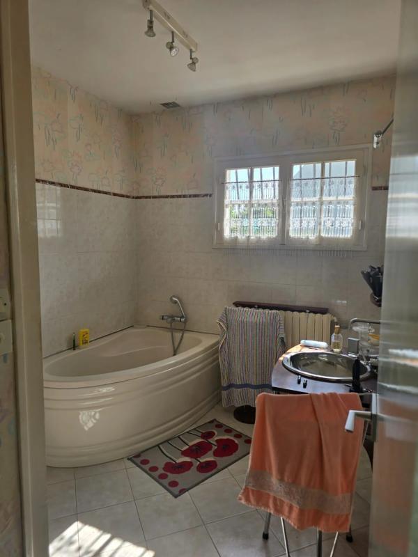 Maison - 174 m² - 8 pièces