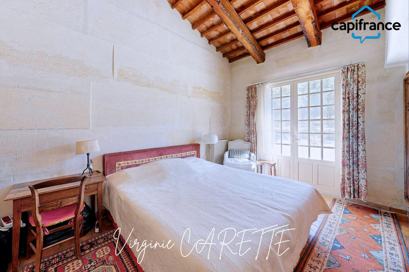 Maison - 317 m² - 9 pièces