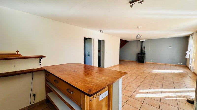 Maison - 153 m² - 8 pièces