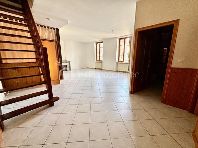 Maison ancienne - 172 m² - 7 pièces