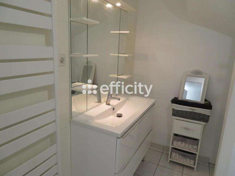 Maison - 96 m² - 4 pièces