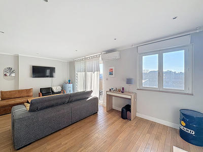 Appartement - 65 m² - 4 pièces