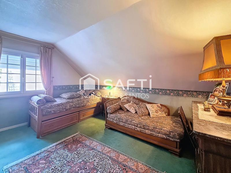 Maison - 96 m² - 5 pièces