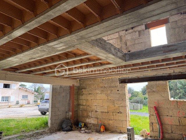 Maison - 130 m² - 4 pièces