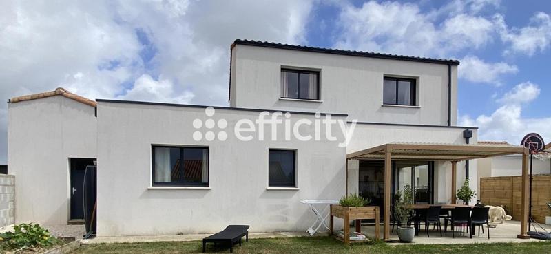 Maison - 132 m² - 6 pièces