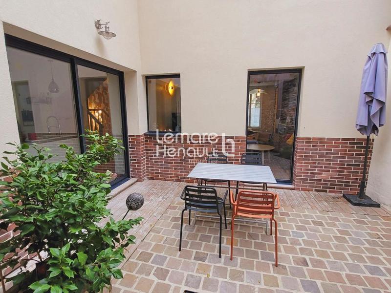 Maison de ville - 135 m² - 7 pièces