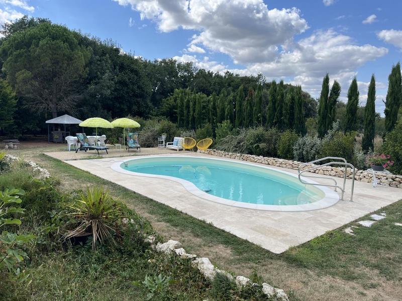 Maison - 182 m² - 3 pièces