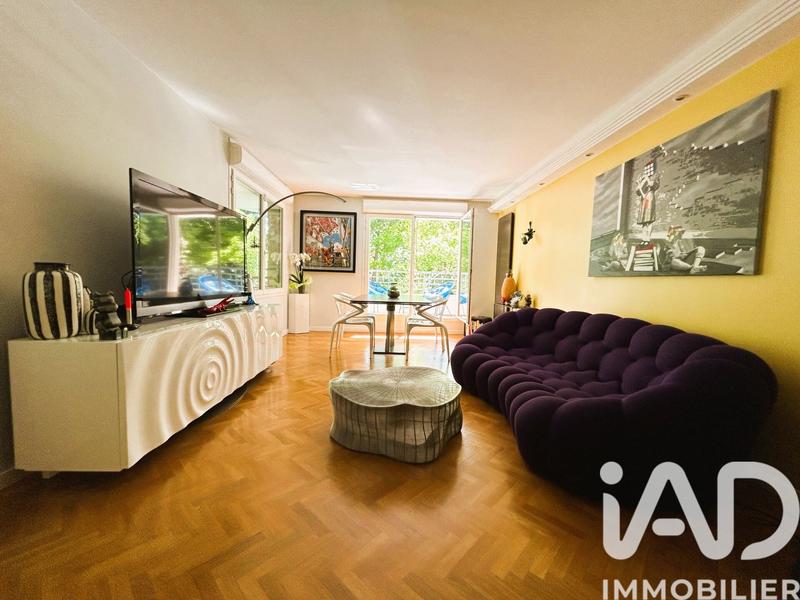 Appartement - 80 m² - 3 pièces