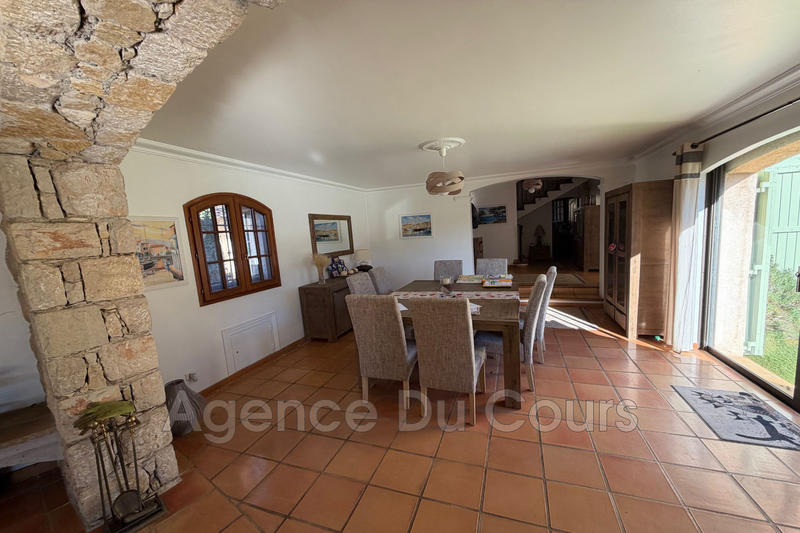 Maison - 150 m² - 1 pièce