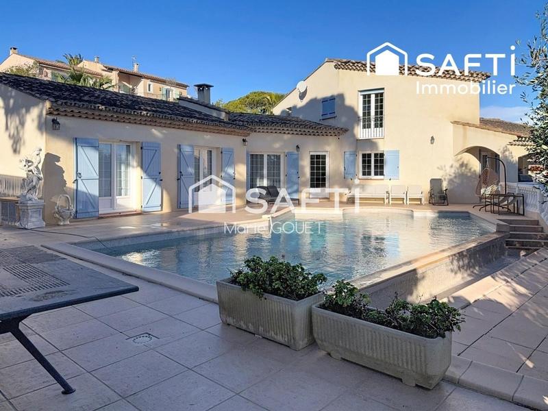 Maison - 205 m² - 8 pièces