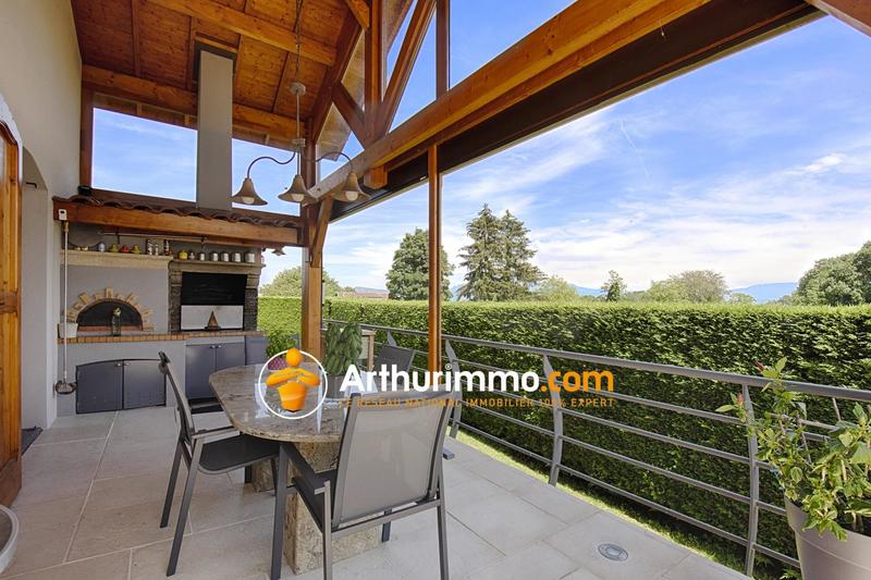 Maison - 181 m² - 6 pièces