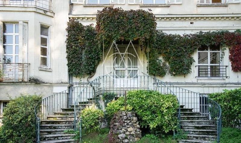 Hôtel particulier - 810 m² - 21 pièces