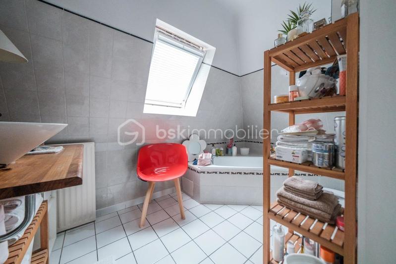 Maison traditionnelle - 86 m² - 5 pièces