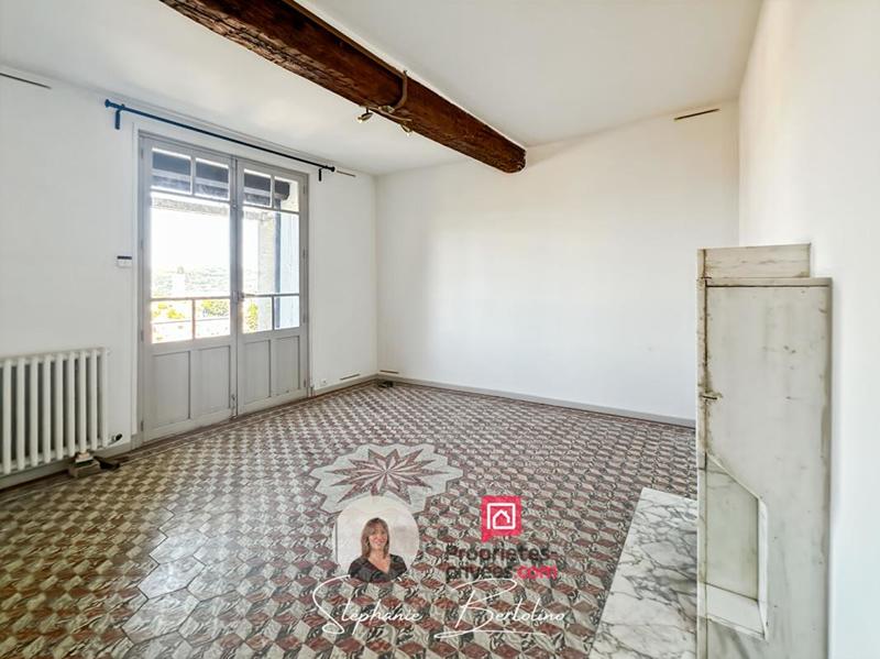 Maison - 180 m² - 7 pièces