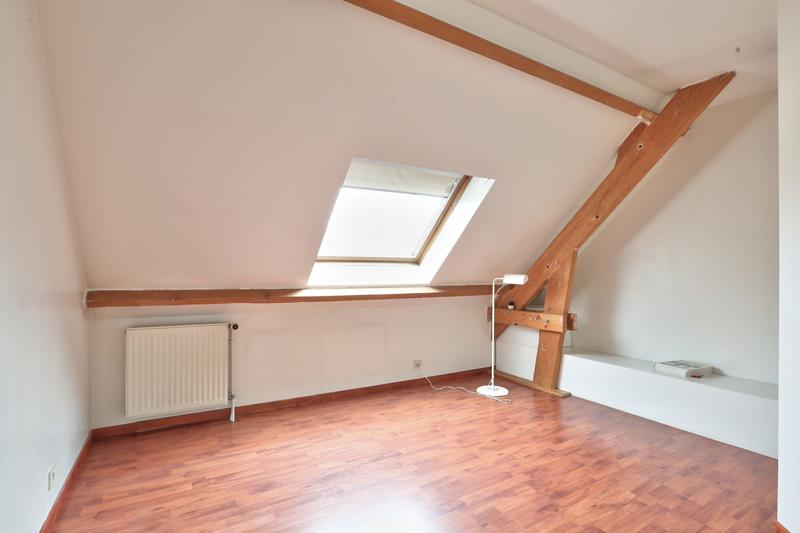 Maison traditionnelle - 140 m² - 7 pièces