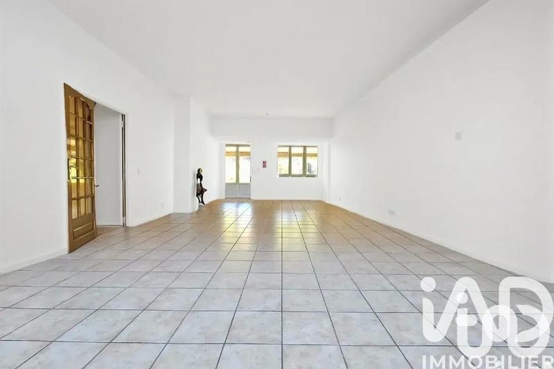 Maison de village - 240 m² - 7 pièces