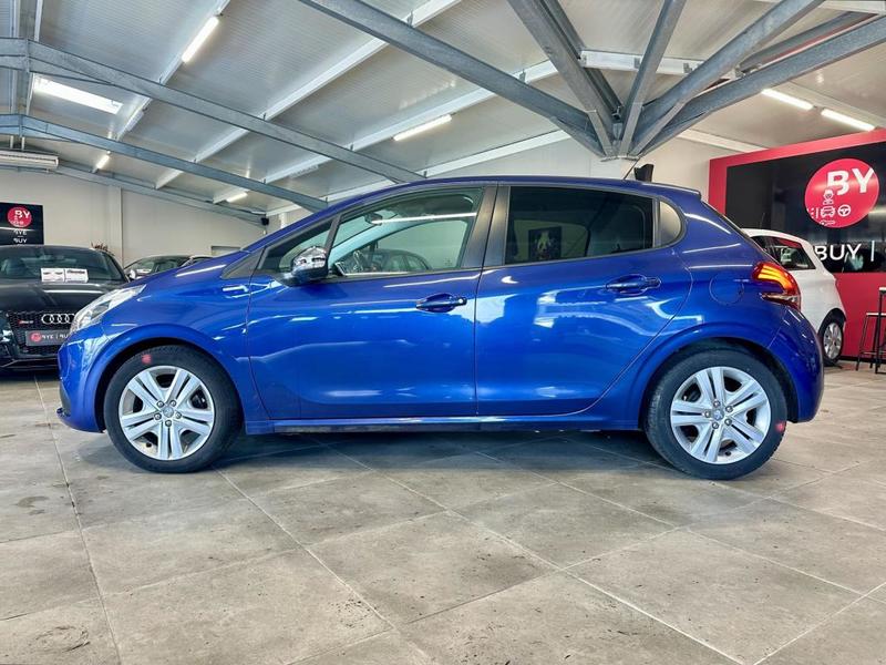 Peugeot 208 1.2i Pt 12v - 82 Style Phase 2 / Garantie 12 Mois