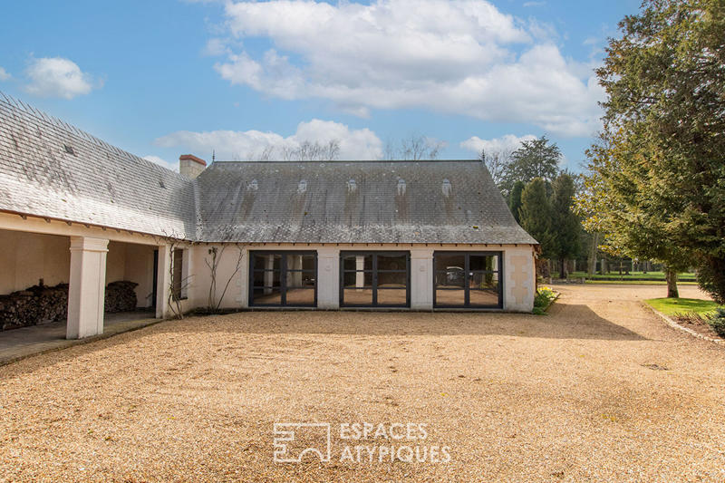 Maison - 370 m² - 10 pièces