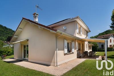 Maison - 145 m² - 6 pièces