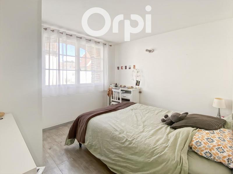 Appartement - 98 m² - 5 pièces