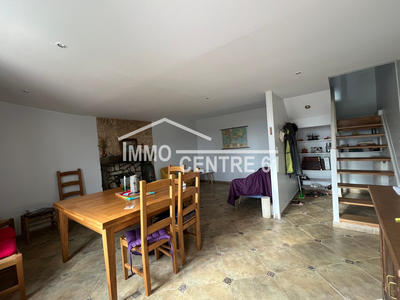 Maison - 101 m² - 6 pièces